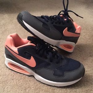 NIKE Air Max - Never Worn - White, Peach and Navy